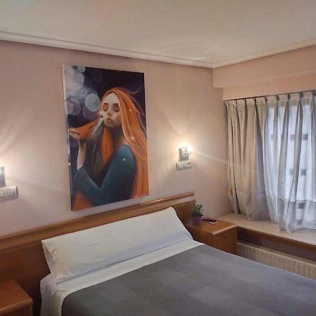Hostal Alvarez Oviedo Exteriér fotografie